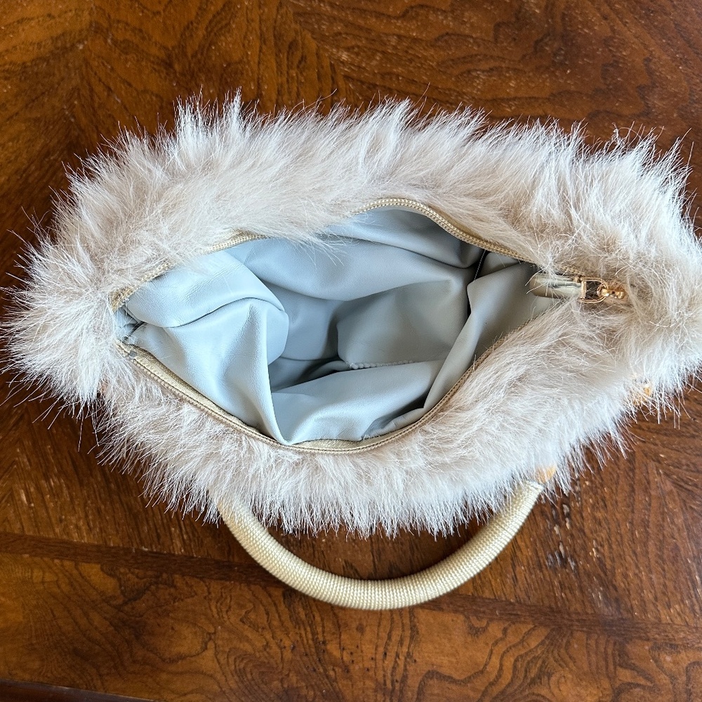 Boho Faux Fur Hobo with Beaded Handles NWOT - Picture 5 of 10